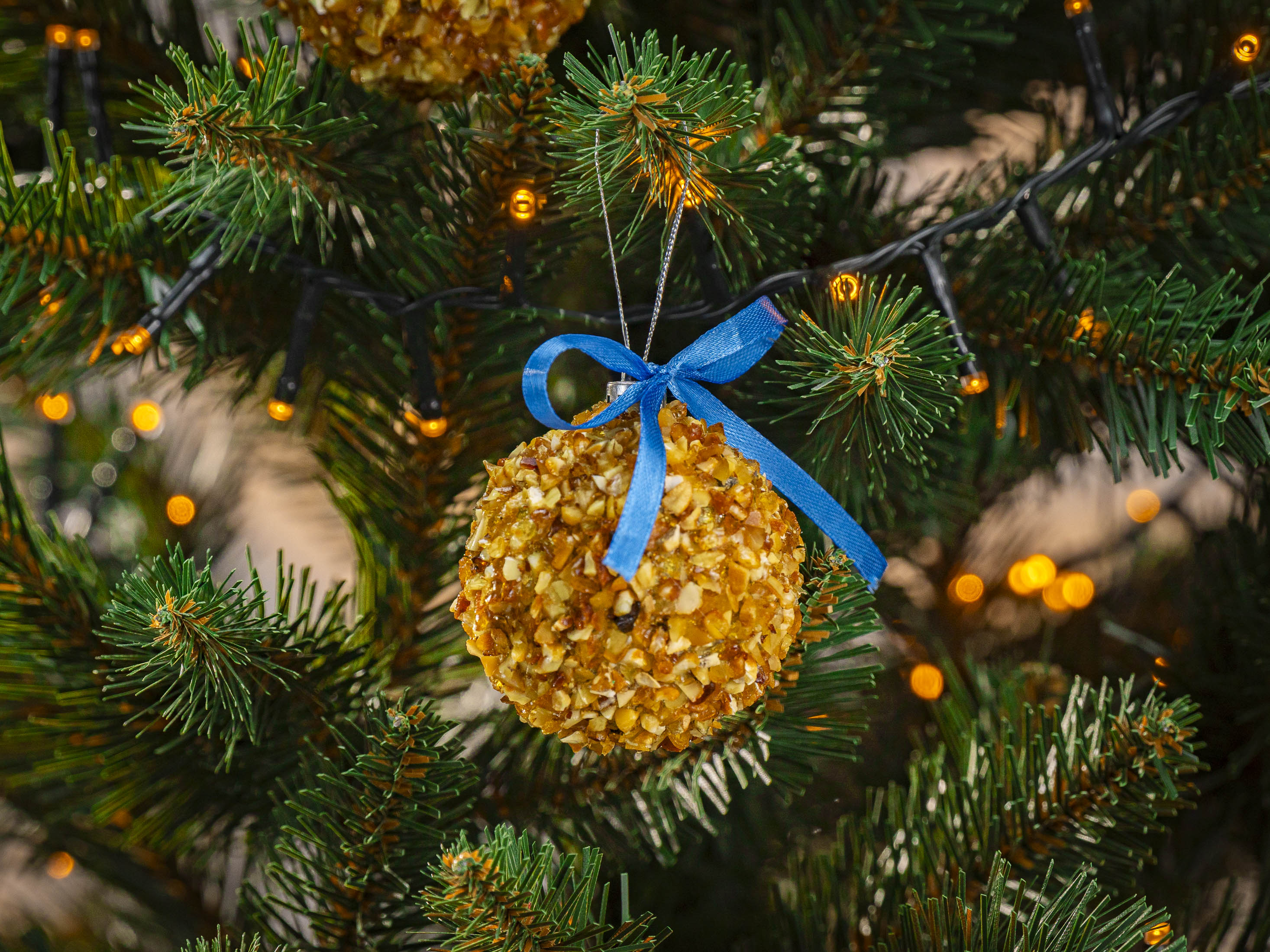 Christmas Tree Ball With Amber - Grainy Texture