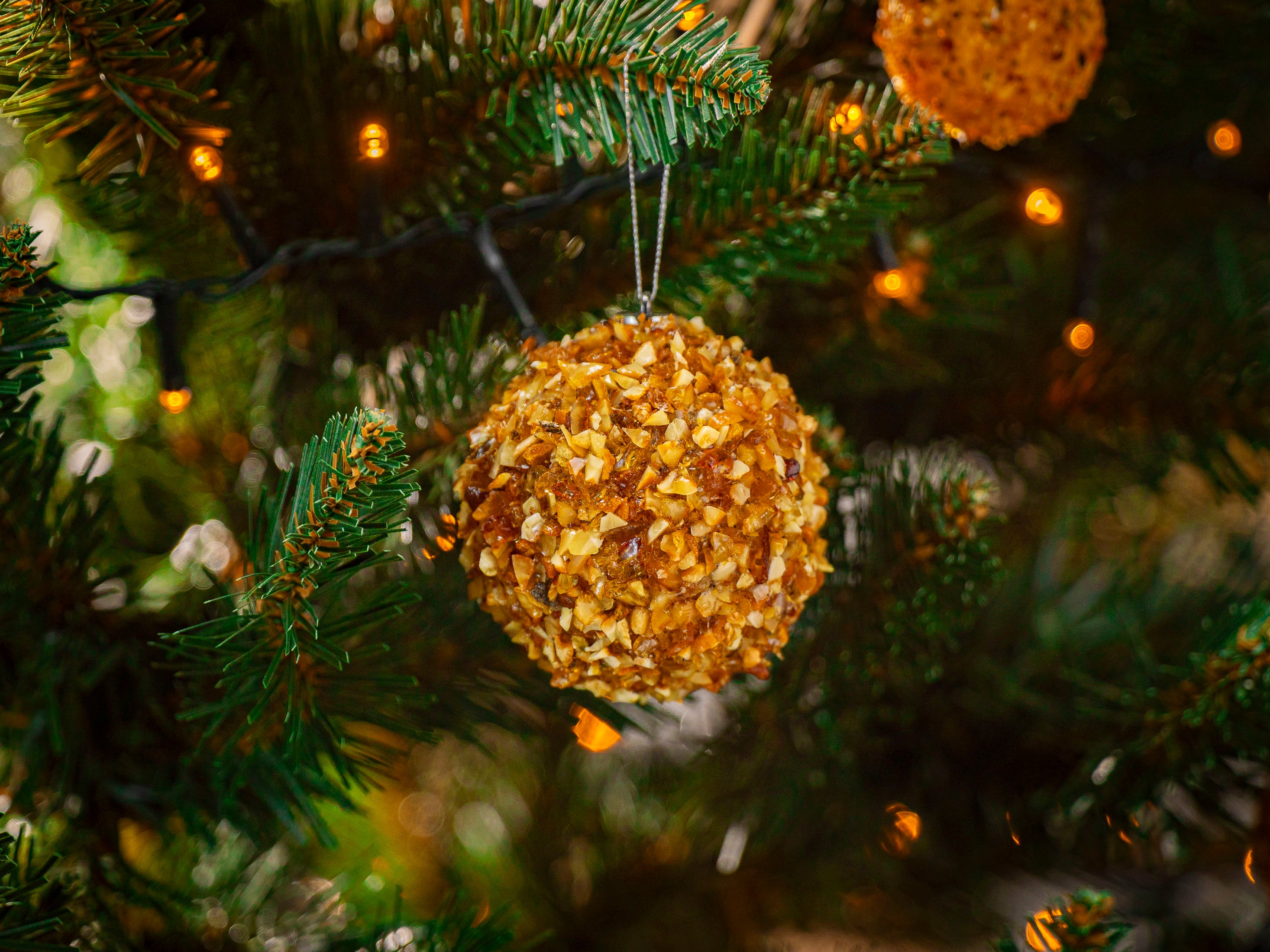 Christmas Tree Ball With Amber - Grainy Texture