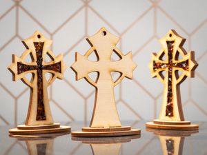 BalticBliss genuine amber standing wooden Celtic cross trio, showcasing front and back views with natural Baltic amber chip inlays, handcrafted Lithuanian amber cross religious décor gift set.